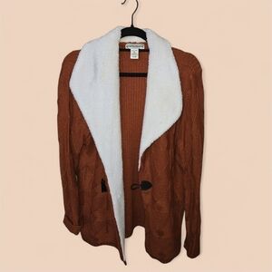 Stylish Rust Cardigan with Cream Collar